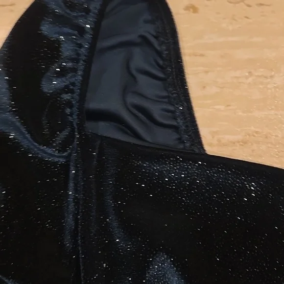 Altar'd State Holiday Dark Green Shimmery Velvet Midi Dress - Picture 4 of 10